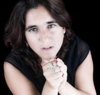 güzel İspanyol kadın dua