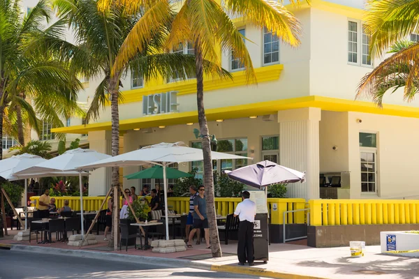 Art-déco-Architektur am Ocean Drive am Südstrand, Miami — Stockfoto