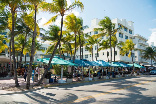 Арт-деко архітектура в ocean drive в Південній пляжі, Майамі — стокове фото