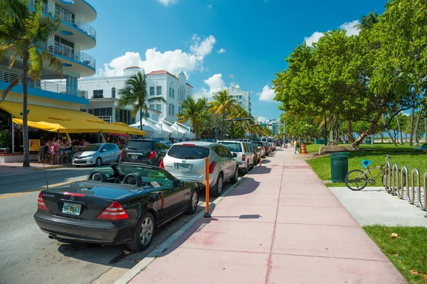 Art Deco architecture at Ocean Drive in South Beach, Miami — Stock Photo, Image