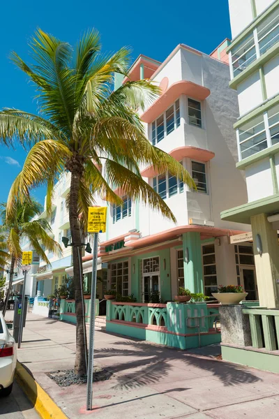 Art Deco architecture at Ocean Drive in South Beach, Miami — Stock Photo, Image