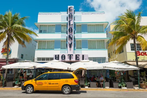 Art Deco architecture at Ocean Drive in South Beach, Miami — Stock Photo, Image