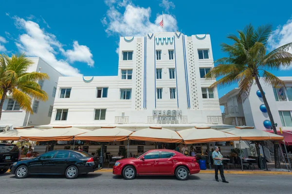 Art Deco architecture at Ocean Drive in South Beach, Miami — Stock Photo, Image