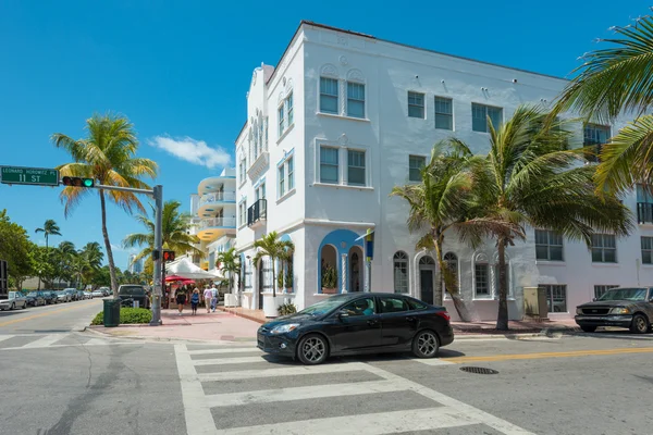 Art Deco architecture at Ocean Drive in South Beach, Miami — Stock Photo, Image