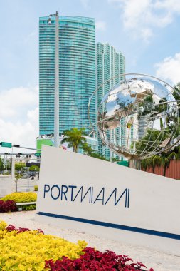 miami Limanı girişte kayıt