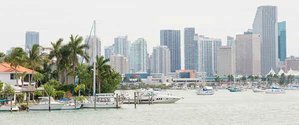 Panorámás kilátás nyílik a belvárosra miami — Stock Fotó