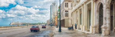 havana'nın manzarası Malecón Caddesi boyunca