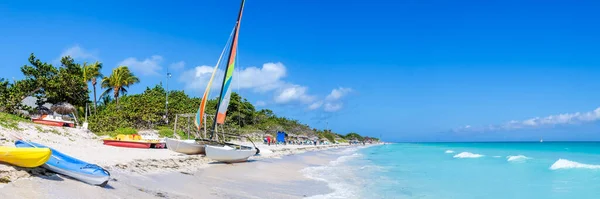 Küba 'daki Varadero plajının panoramik manzarası — Stok fotoğraf