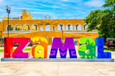 Sign at the main square of the magical town of Izamal in Yucatan, Mexico