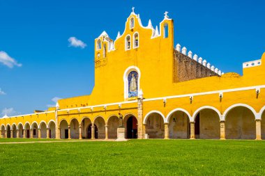 Exterior view of the old San Antonio franciscan monastery at the yellow city of Izamal in Yucatan, Mexico