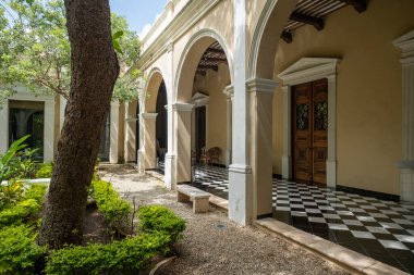 16. yüzyıl Yucatan fatihi Francisco de Montejo 'nun evi Merida' daki Casa Montejo.