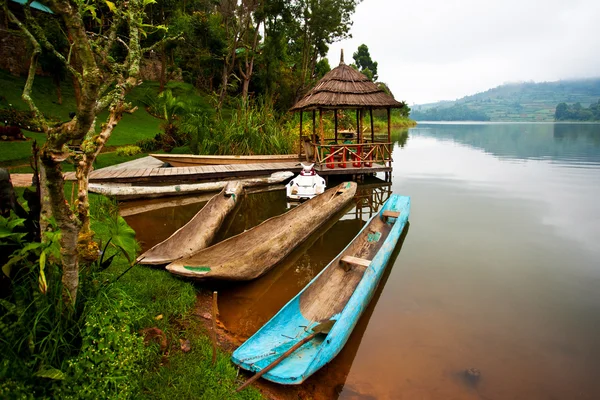 Traditional boats at Lake Bunyonyi in Uganda, Africa — Stock Photo, Image