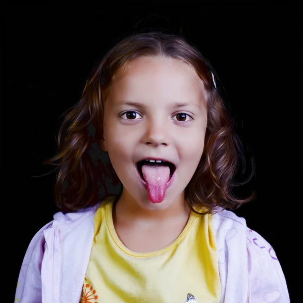 Belle fille caucasienne de six ans — Photo