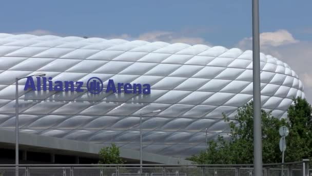 Мюнхен Германия Июня 2015 Года Футбольный Стадион Allianz Arena Мюнхене — стоковое видео