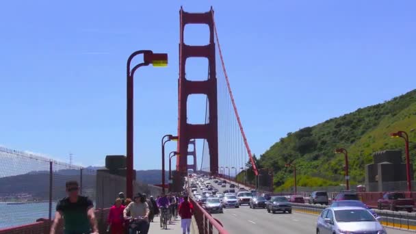 San Francisco California Usa April 2017 Unidentified People Golden Gate — Stok video