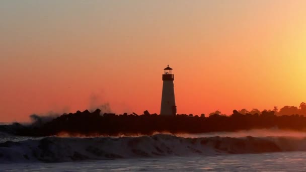 Φάρος Santa Cruz Breakwater Γνωστός Και Walton Στο Ηλιοβασίλεμα Όπως — Αρχείο Βίντεο