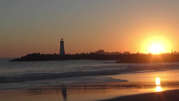 Santa Cruz Breakwater Aka Walton Maják Při Západu Slunce Jak — Stock video