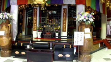 Koyasan Ekoin Tapınağı 'nın yanan kutsal ışıkları, Koyo, Wakayama, Japonya