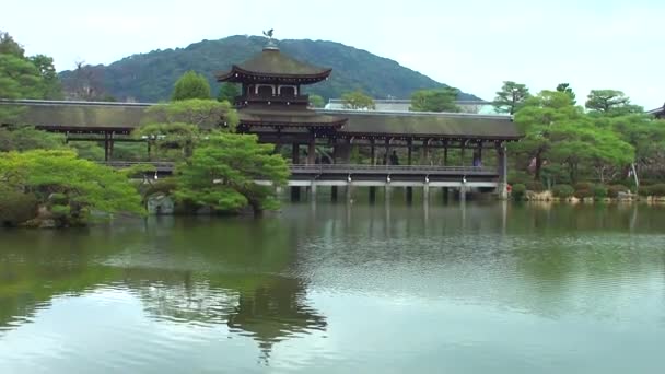 View Bridge Zen Garden Heian Jingu Shrine Kyoto Japan — стоковое видео