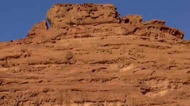 Ürdün Haşim Krallığı 'ndaki Wadi Rum Çölü' nün güzel manzarası, aynı zamanda Ay Vadisi olarak da bilinir.