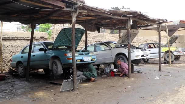 Taller Reparación Automóviles Kabul Capital Afganistán Alrededor Mayo 2019 — Vídeos de Stock