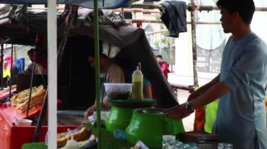 Unidentified people at a market in Kabul, the capital of Afghanistan, circa May 2019