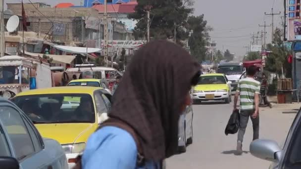 Street Traffic Kabul Capital Afghanistan Circa May 2019 — стоковое видео