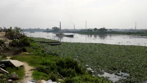 Buriganga River Southwest Outskirts Dhaka Capital Bangladesh Circa March 2020 — Stockvideo