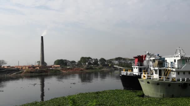 Buriganga River Southwest Outskirts Dhaka Capital Bangladesh Circa March 2020 — 图库视频影像