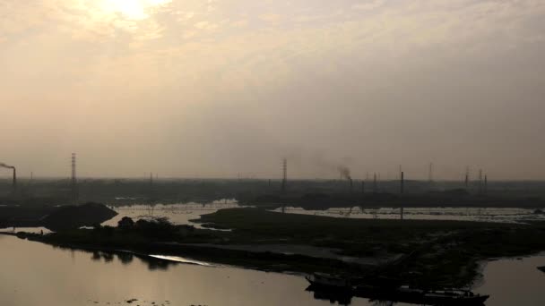 Sunset Buriganga River Southwest Outskirts Dhaka Capital Bangladesh — Vídeo de stock