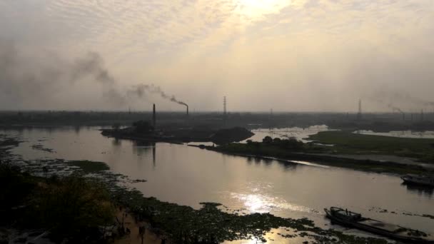 Sunset Buriganga River Southwest Outskirts Dhaka Capital Bangladesh — Stockvideo