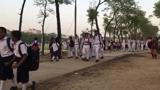 กเร ยนท ระบ ทยาล ยแบบจ าลองท อาศ Dhaka Mohammadpur Dhaka — วีดีโอสต็อก