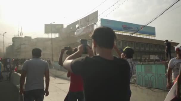 Unidentified People Demonstrating Iraqi Government 2019 Iraqi Protests Also Named — ストック動画
