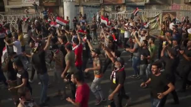 Unidentified People Demonstrating Iraqi Government 2019 Iraqi Protests Also Named — Stok Video