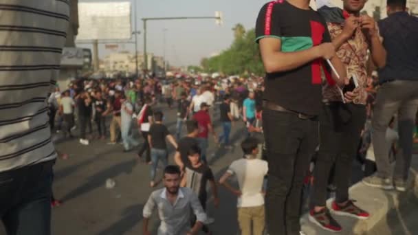 Unidentified People Demonstrating Iraqi Government 2019 Iraqi Protests Also Named — Stock Video