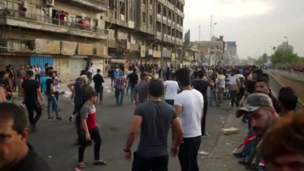 Unidentified People Demonstrating Iraqi Government 2019 Iraqi Protests Also Named — Stock video