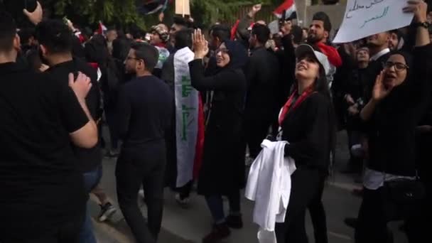 Unidentified People Demonstrating Iraqi Government 2019 Iraqi Protests Also Named — Stok video