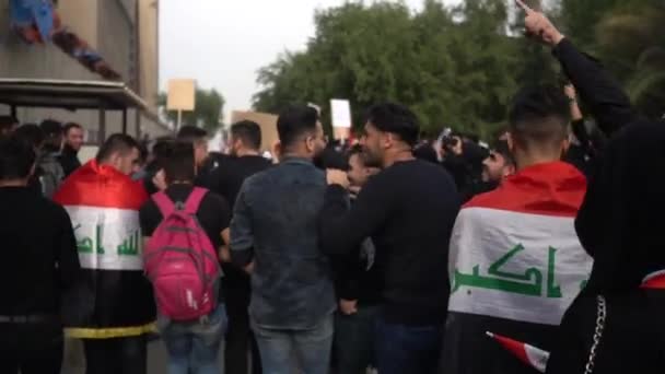 Unidentified People Demonstrating Iraqi Government 2019 Iraqi Protests Also Named — стокове відео