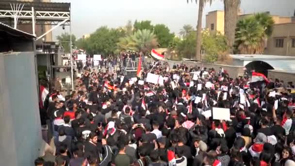 Unidentified People Demonstrating Iraqi Government 2019 Iraqi Protests Also Named — Stockvideo