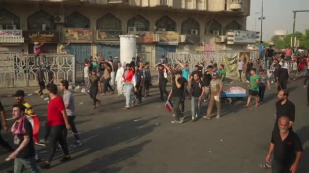 Unidentified People Demonstrating Iraqi Government 2019 Iraqi Protests Also Named — Vídeo de Stock