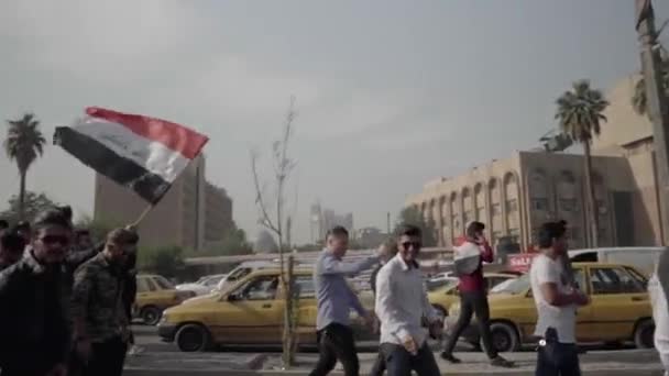 Unidentified People Demonstrating Iraqi Government 2019 Iraqi Protests Also Named — Vídeos de Stock