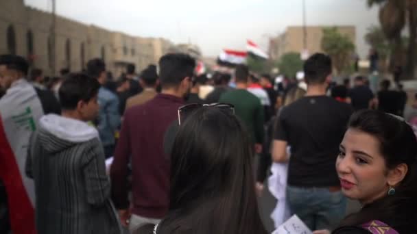 Unidentified People Demonstrating Iraqi Government 2019 Iraqi Protests Also Named — Vídeos de Stock