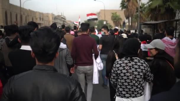 Unidentified People Demonstrating Iraqi Government 2019 Iraqi Protests Also Named — 图库视频影像