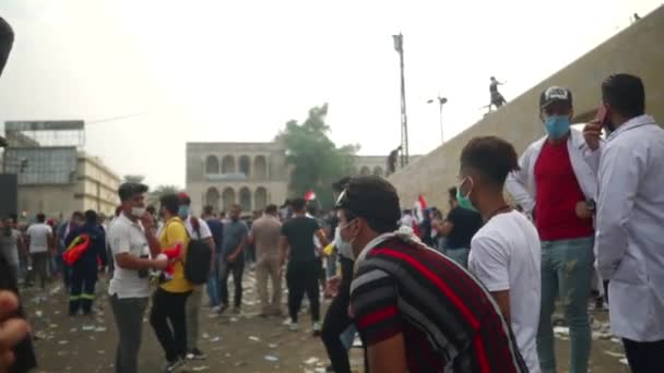 Unidentified People Demonstrating Iraqi Government 2019 Iraqi Protests Also Named — 图库视频影像