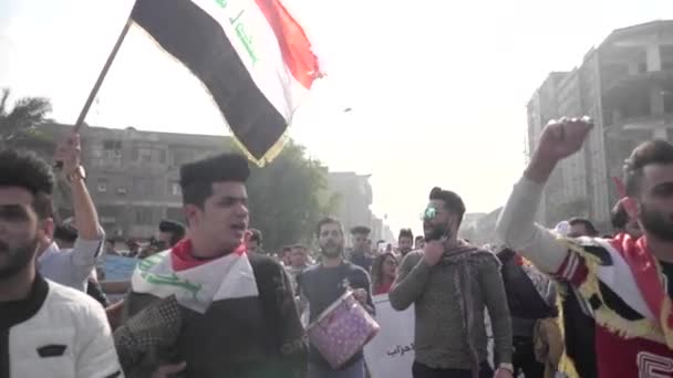 Unidentified People Demonstrating Iraqi Government 2019 Iraqi Protests Also Named — стокове відео
