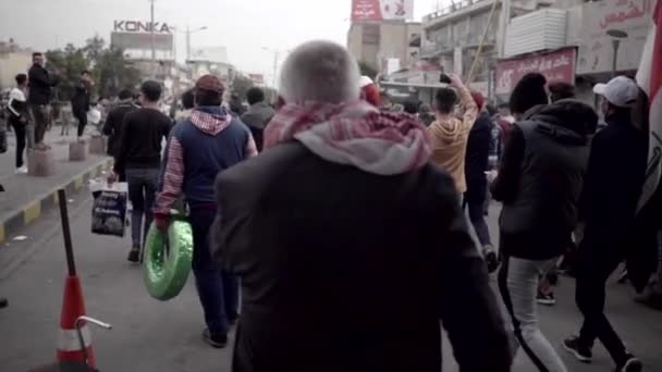 Unidentified People Demonstrating Iraqi Government 2019 Iraqi Protests Also Named — Vídeos de Stock