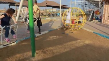 Çocuk parkındaki görüntüler, Gazze, Filistin