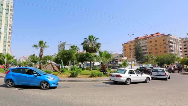Ongeïdentificeerde Mensen Straatverkeer Gaza City Westelijke Jordaanoever Grootste Stad Van — Stockvideo