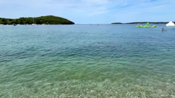Αδριατική Θάλασσα Στο Ροβίνι Της Κροατίας — Αρχείο Βίντεο
