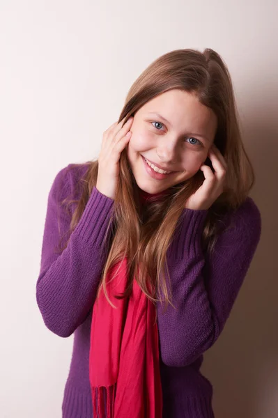 Linda menina adolescente bonito — Fotografia de Stock